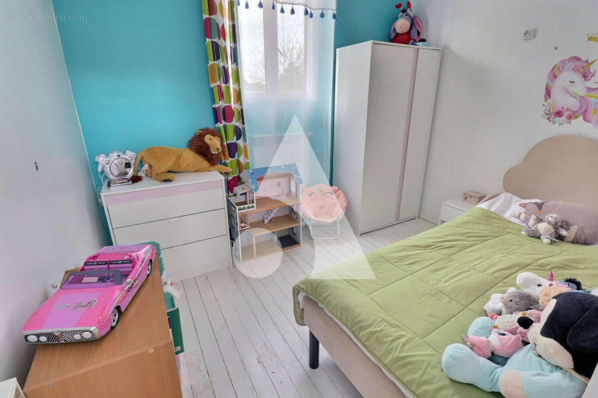 Maison à MERY-SUR-OISE