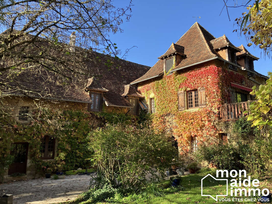 Maison à EYZERAC