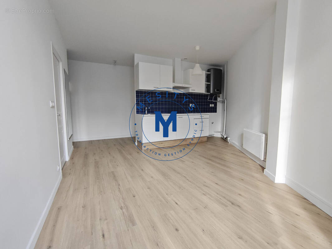 Appartement à SAINT-ETIENNE