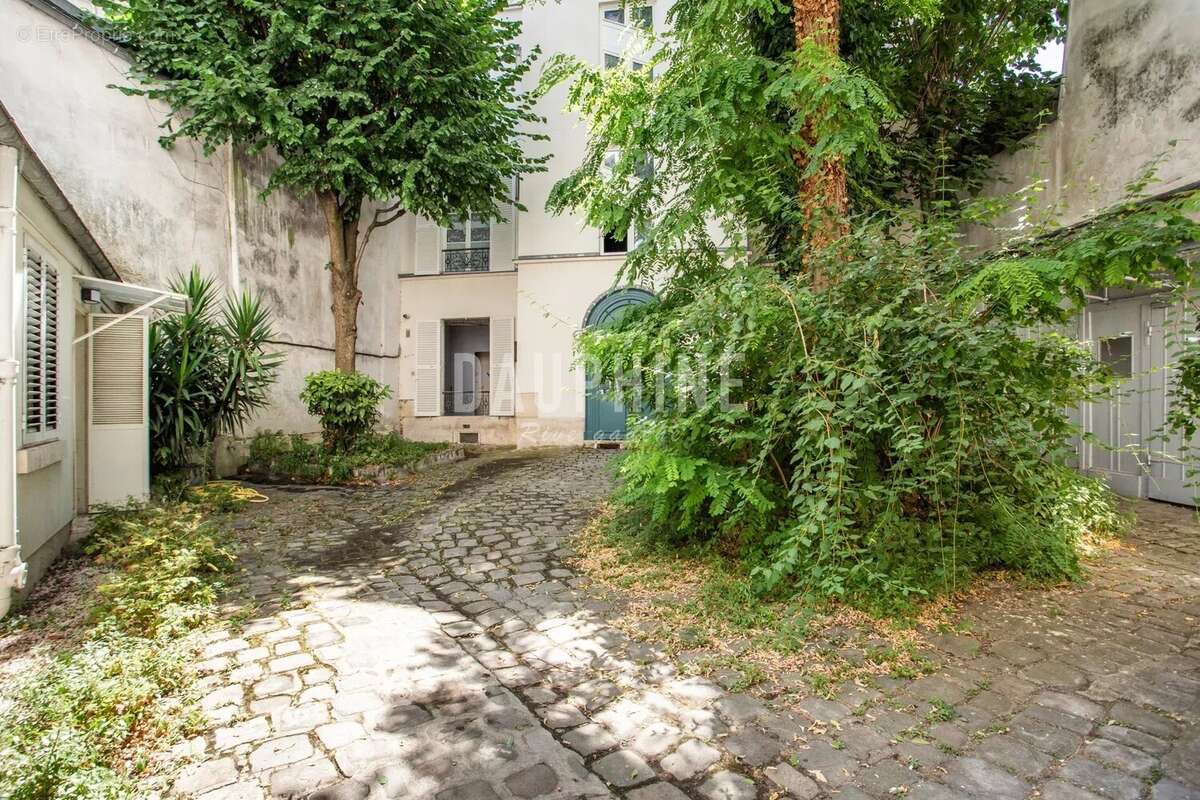 Appartement à PARIS-6E