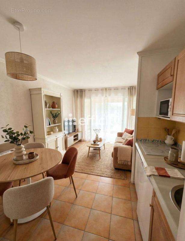 Appartement à GRIMAUD