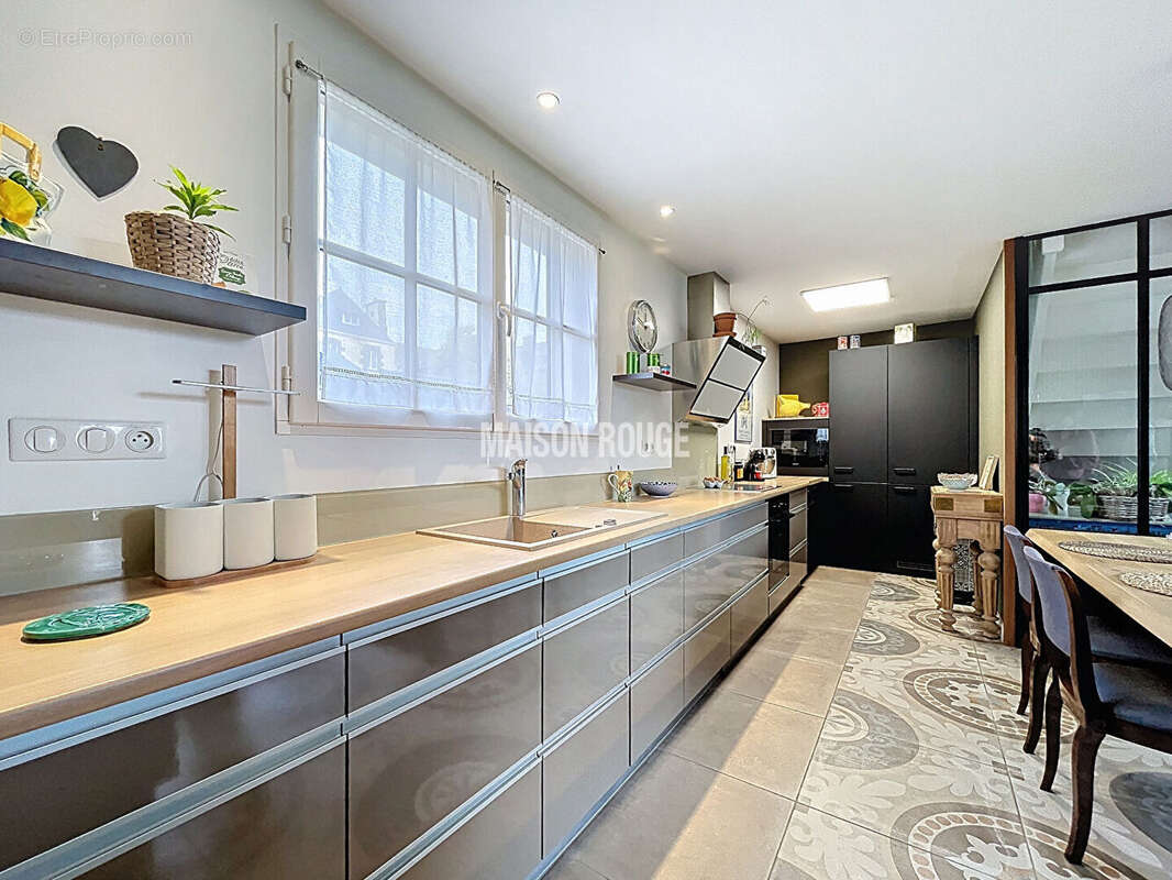 Maison à DOL-DE-BRETAGNE