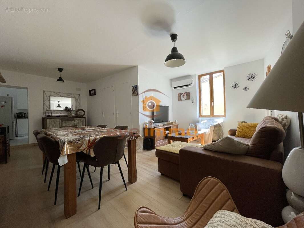 Appartement à SERVIAN