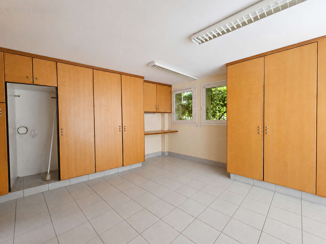 Demeure de caractère au cœur de la ville   450m2 -10 chambres- piscine sur parc de 8000m2 Coliving-Coworking- - photo 32