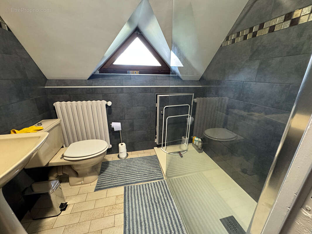Maison L Aigle 4 pièce(s) 131 m2 - photo 17