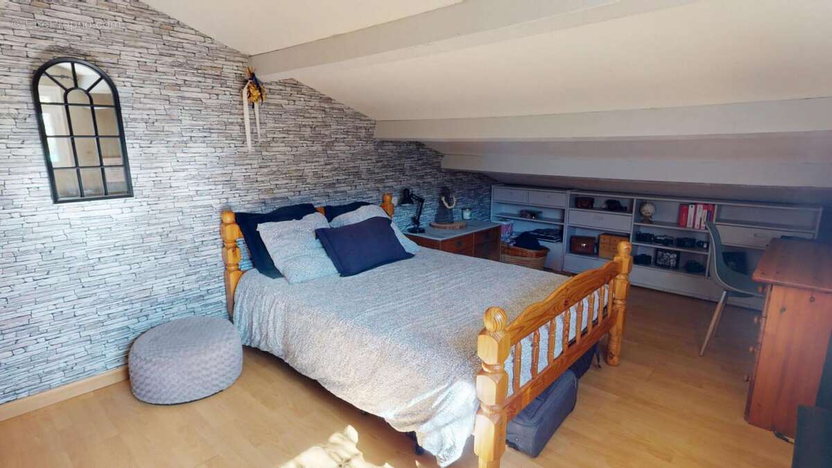 Maison à VILLELONGUE-DELS-MONTS