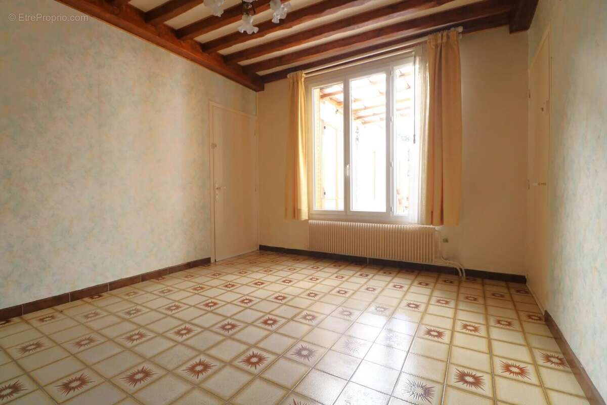 Maison à PIERRE-BENITE