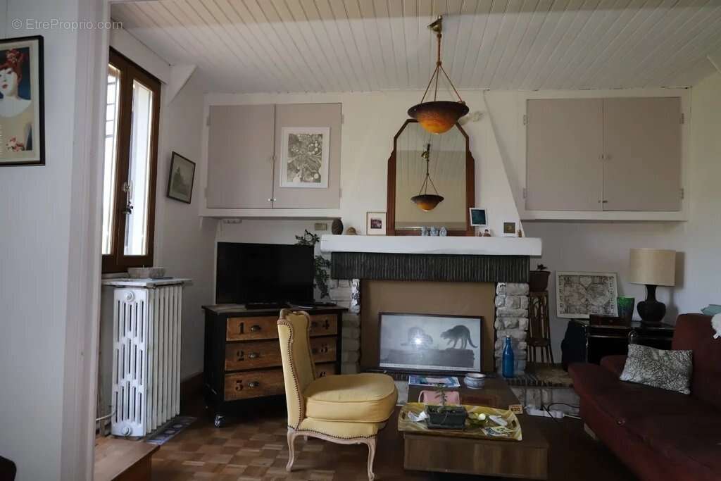 Maison à LAROQUE-D'OLMES