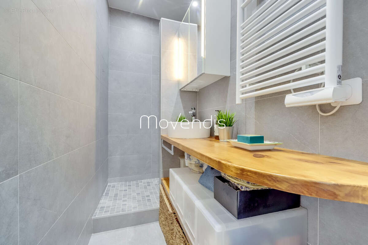 Appartement à PARIS-20E