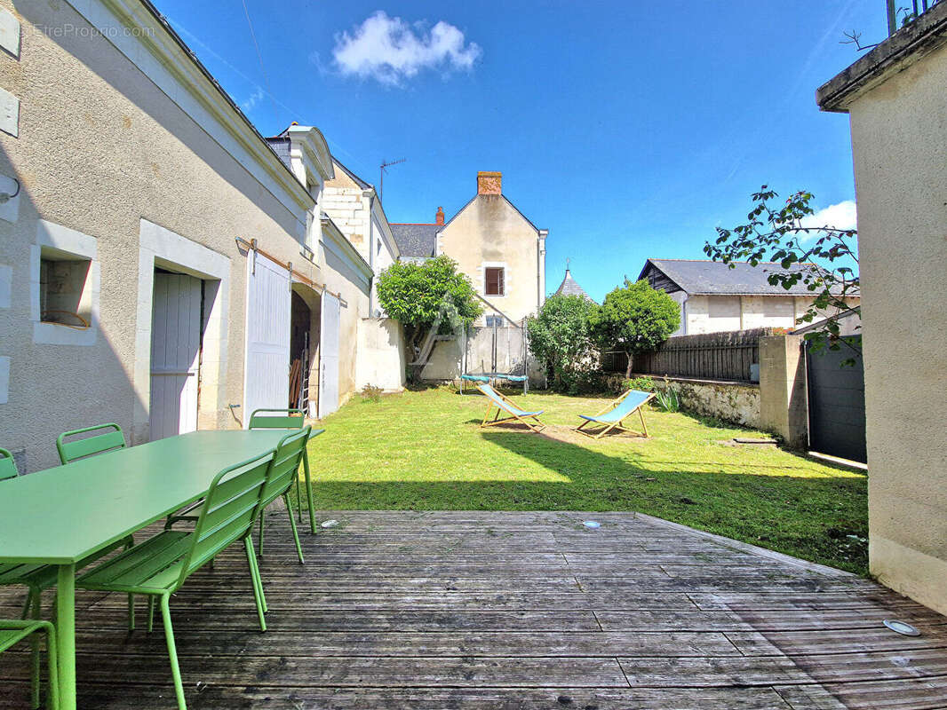 Maison Chateauneuf Sur Sarthe 8 pièce(s) 216 m2 - photo 5