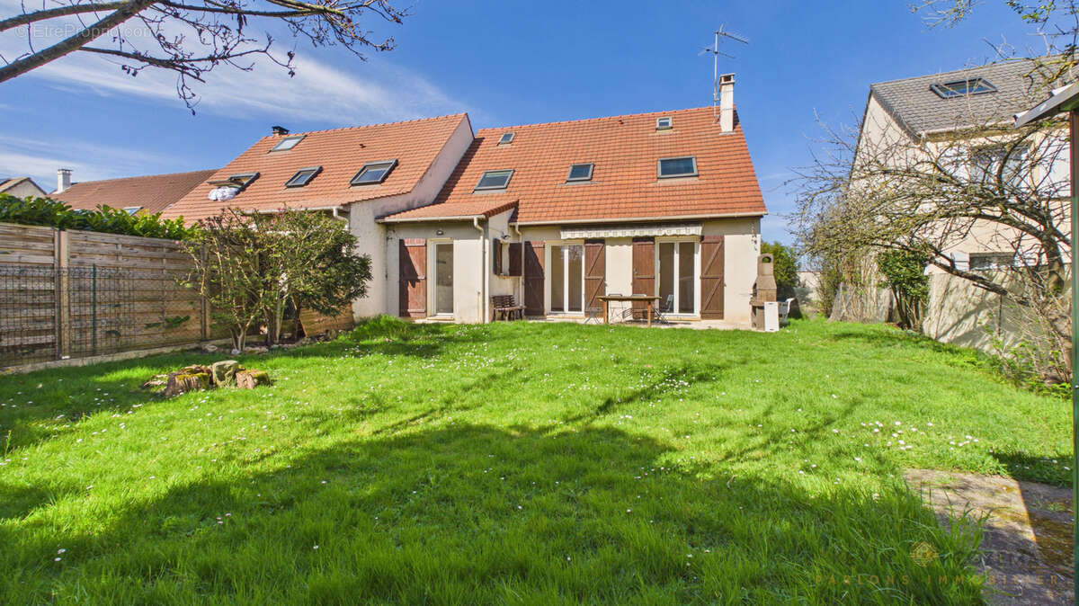 Maison à CHAILLY-EN-BIERE