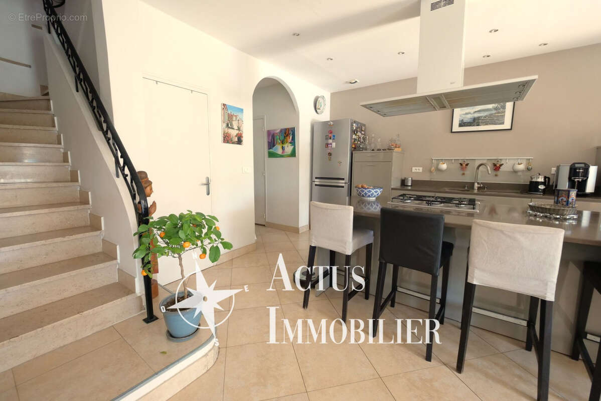 Maison à SALON-DE-PROVENCE