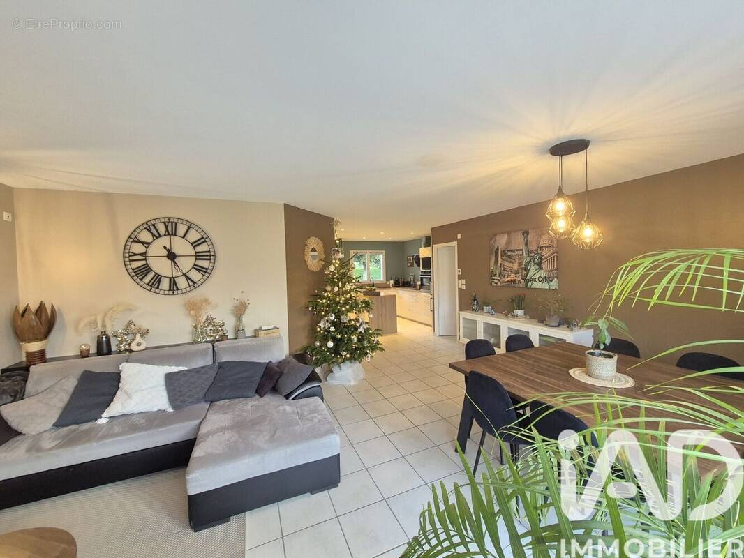 Photo 1 - Maison à SALIGNY