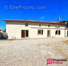 Appartement à VILLATE