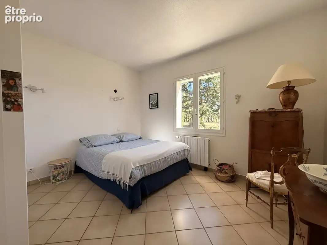 Maison de plain-pied avec piscine - photo 13