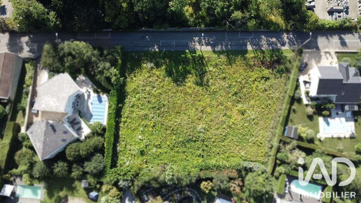 Terrain 814 m² à Thionville  - photo 4