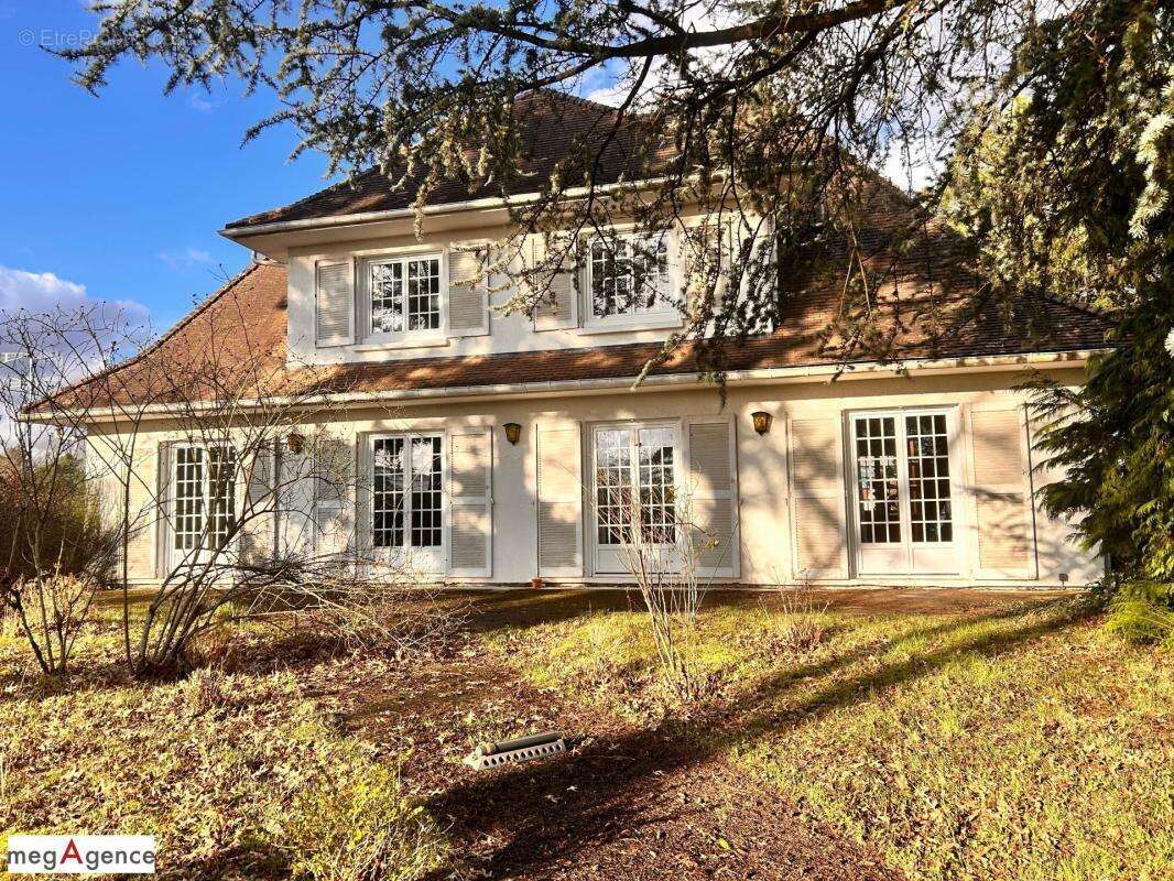Maison bourgeoise - proche commodités - Avec PISCINE couverte et chauffée - photo 2