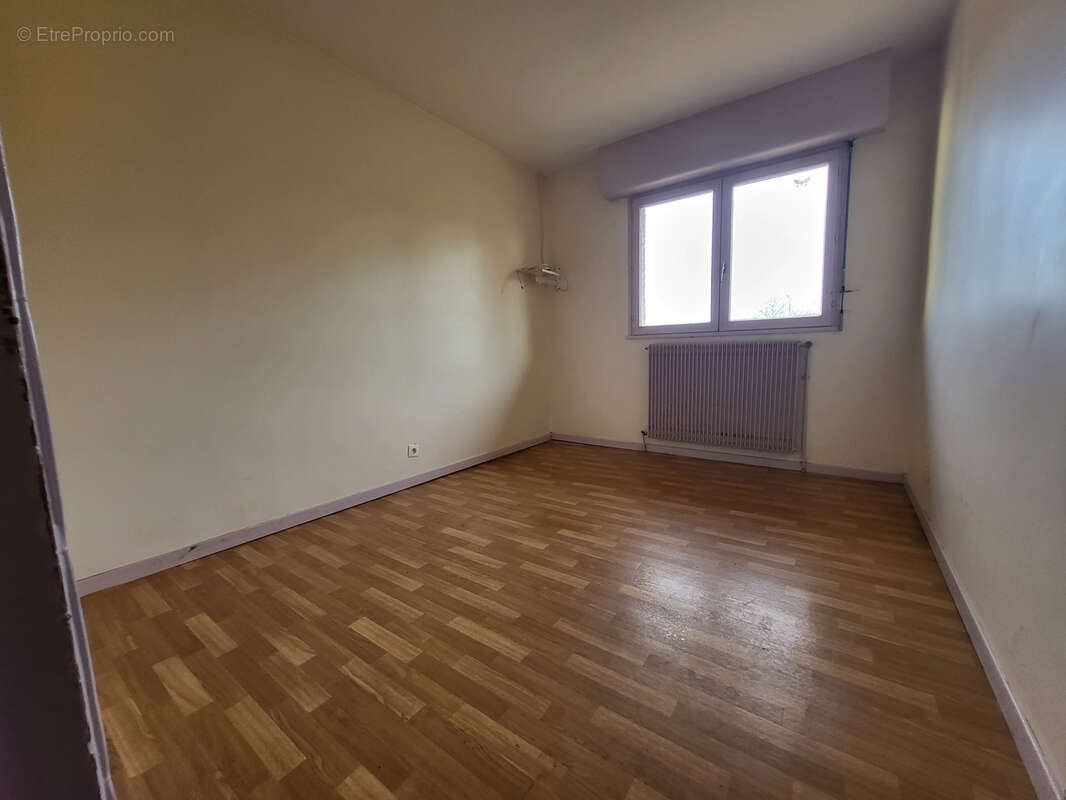 Maison à FOSSEMANANT