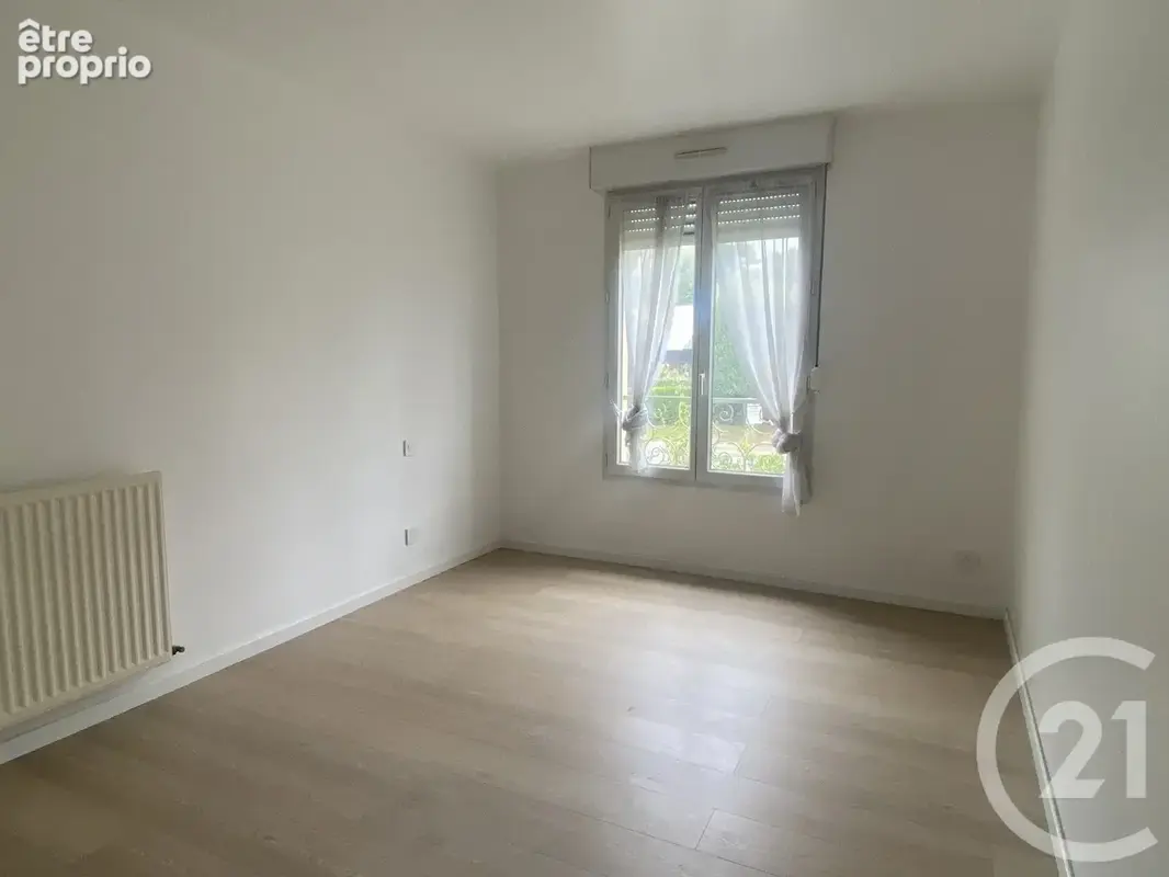 Maison 5 pièces 118 m² à vendre à Bernay (27300) - photo 10