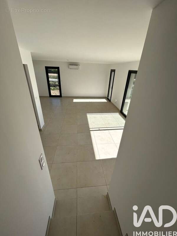 Photo 4 - Maison à RIBAUTE-LES-TAVERNES