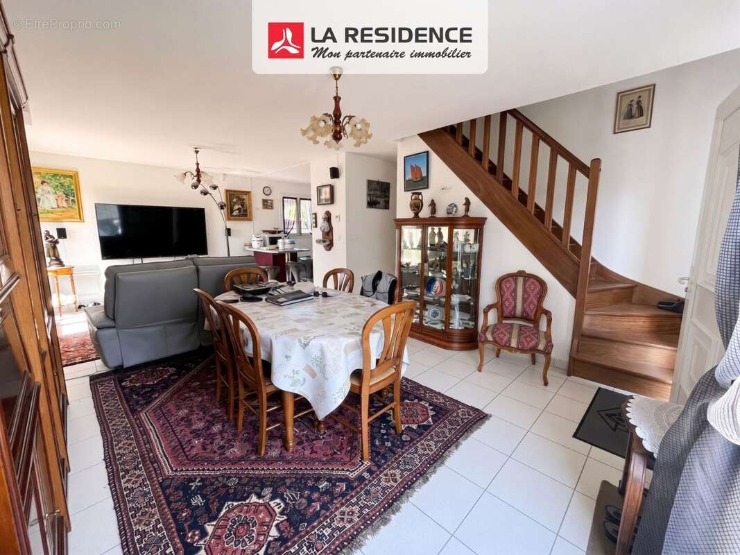 Maison à ROMILLY-SUR-ANDELLE