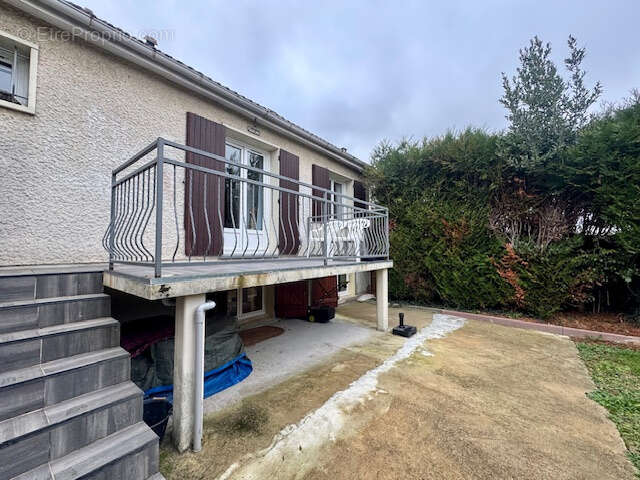 Maison à SAVIGNY-SUR-ORGE