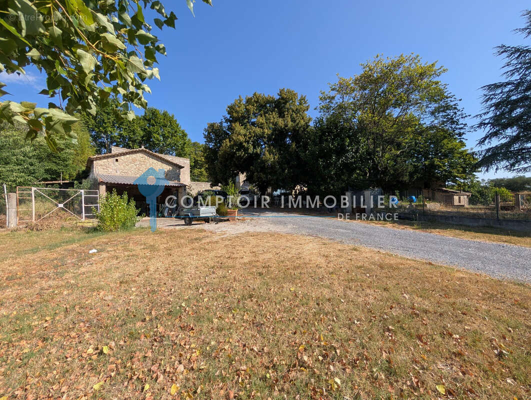 Dépt Hérault (34) - Valflaunès - À vendre - Appartement en rez de jardin T3 de 100m2, parcelle de 2000m2 - photo 14