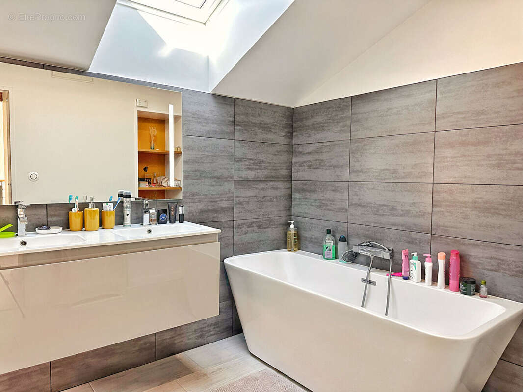 Maison à CLERMONT-FERRAND