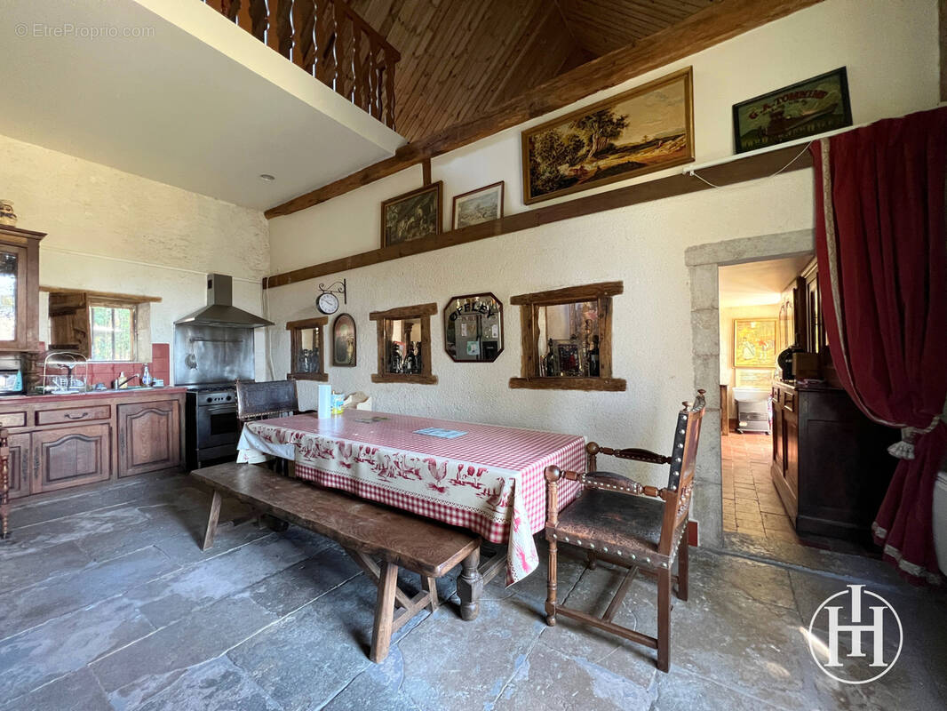 Maison à VERNAIS