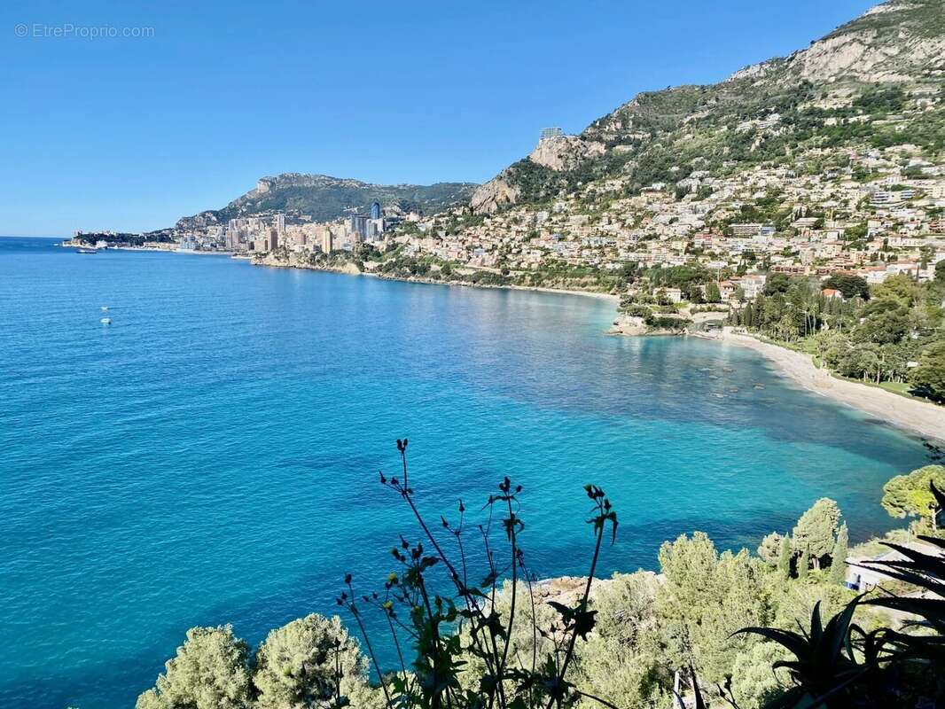Appartement à ROQUEBRUNE-CAP-MARTIN