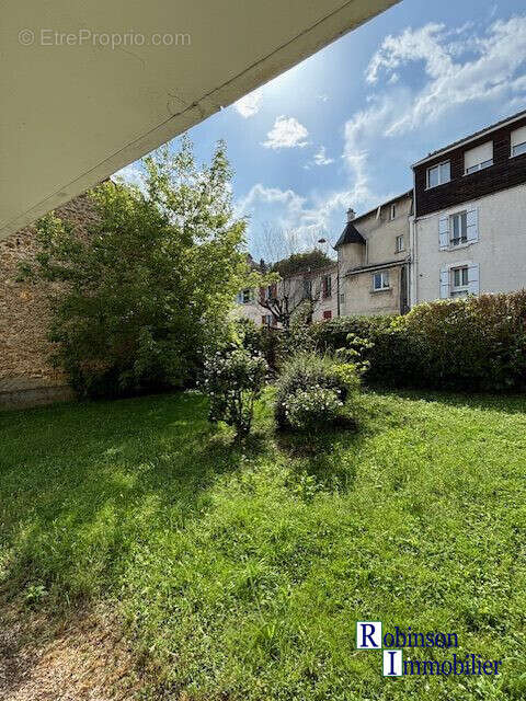 Appartement à LE PLESSIS-ROBINSON