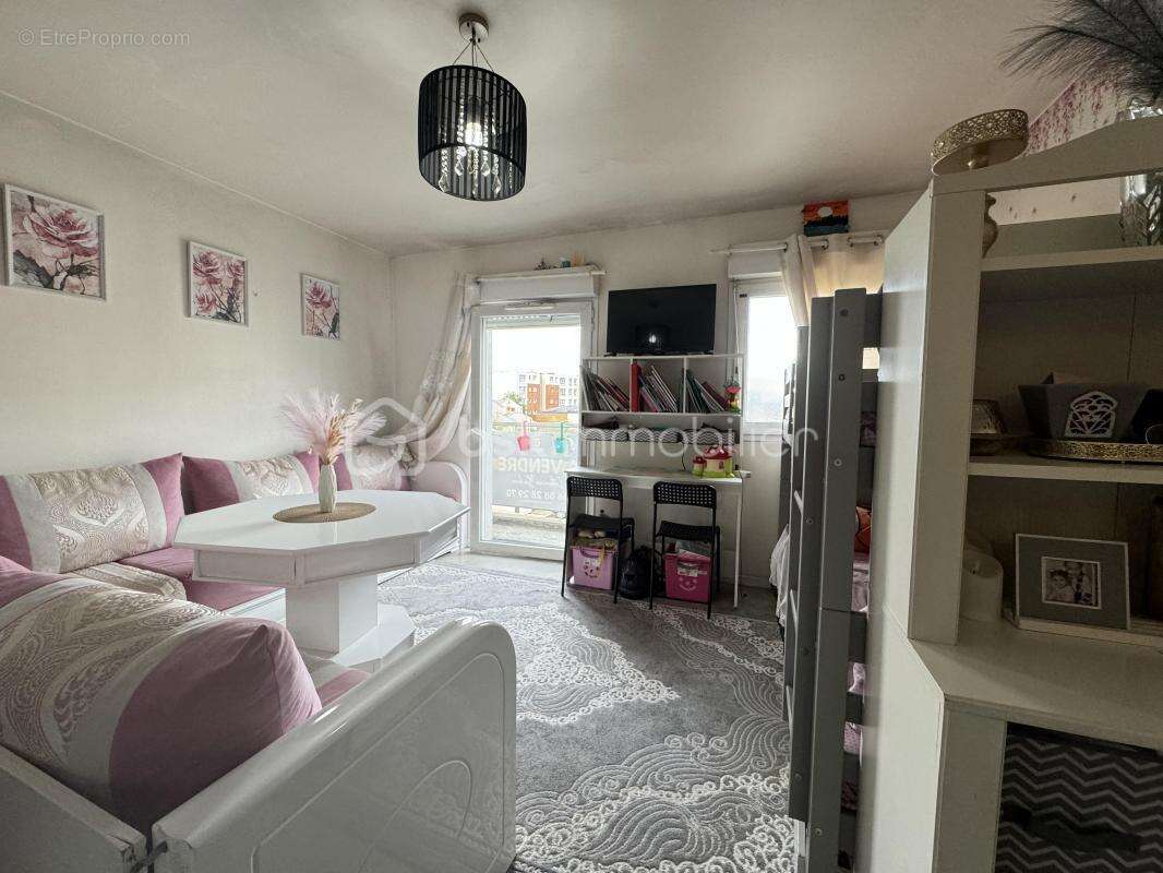 Appartement à GARGES-LES-GONESSE