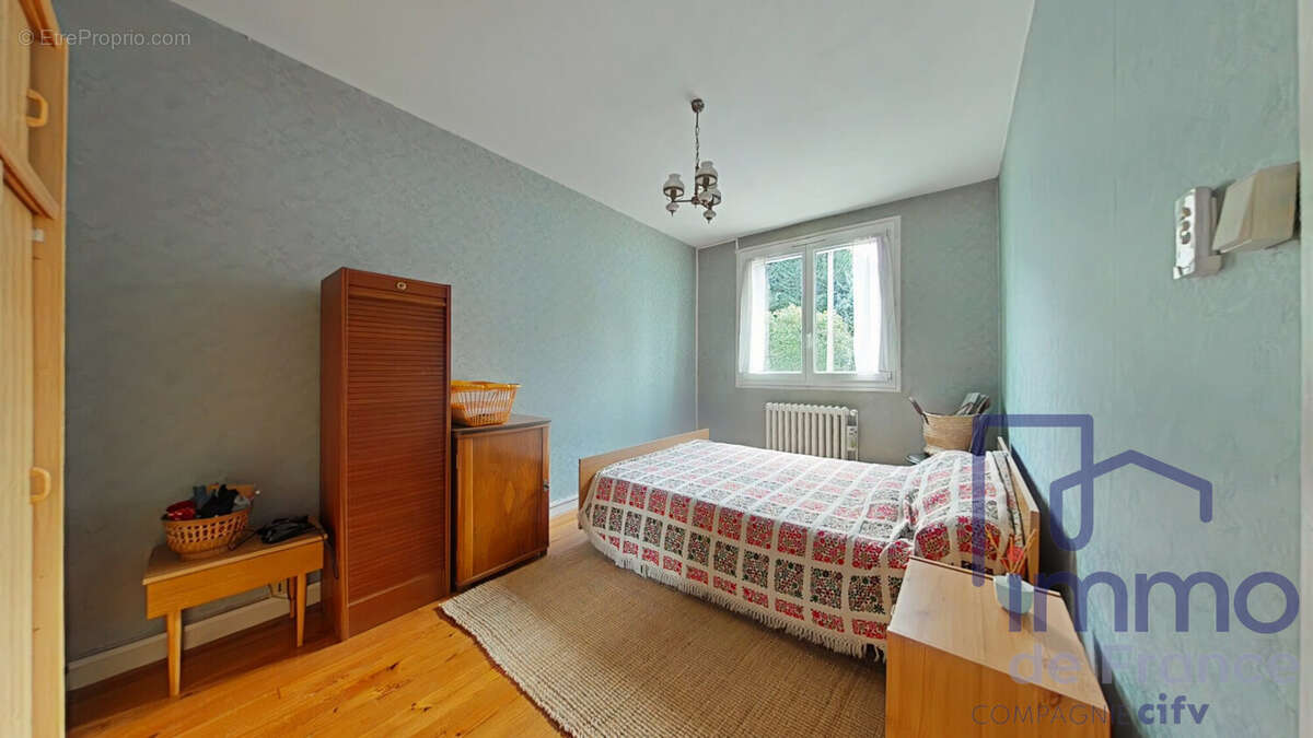 Appartement 64 m² à Saint-Etienne  - photo 6