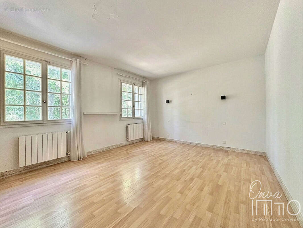 Maison à DARDILLY