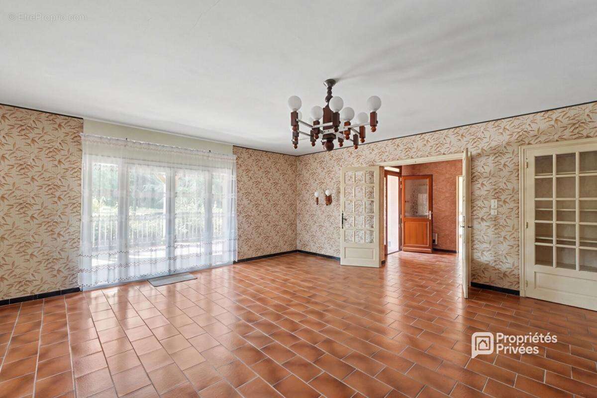 Maison Bouloc 4 pièces 185 m2 avec garage et carport - photo 8