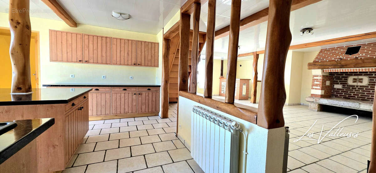 Maison à GREGES