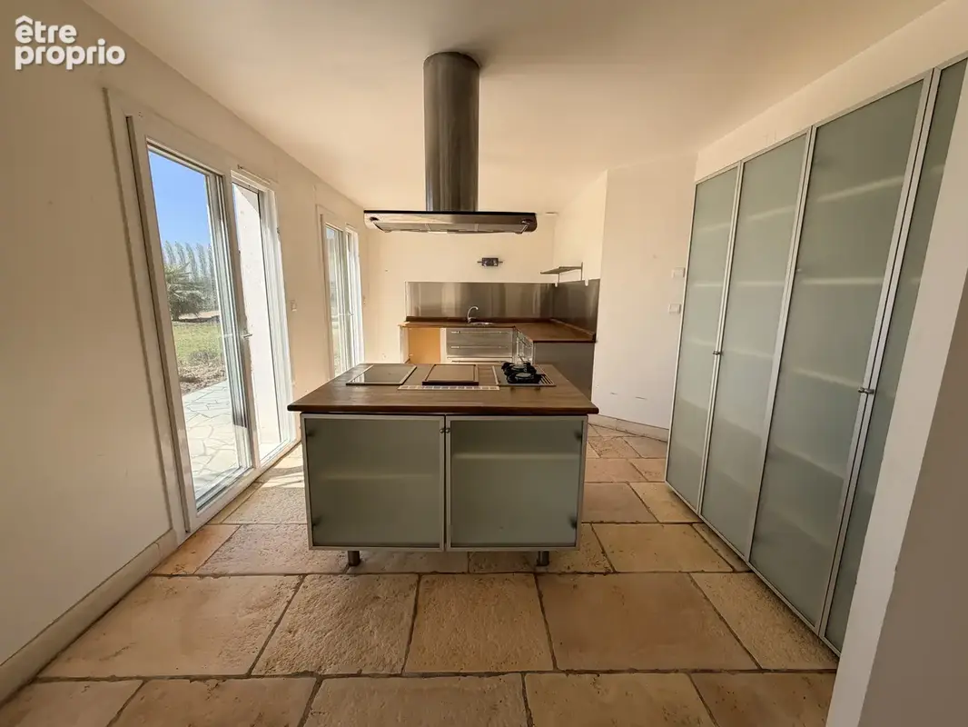 Maison 5 pièces de 175m2 + terrain constructible de 650m2 - BOZ - photo 5