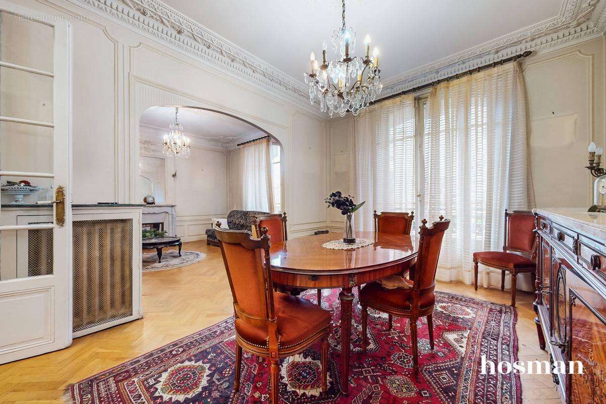Appartement à PARIS-19E