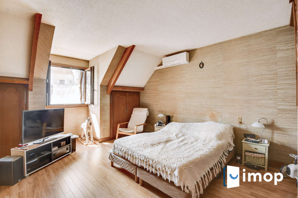 Maison à ROSNY-SOUS-BOIS