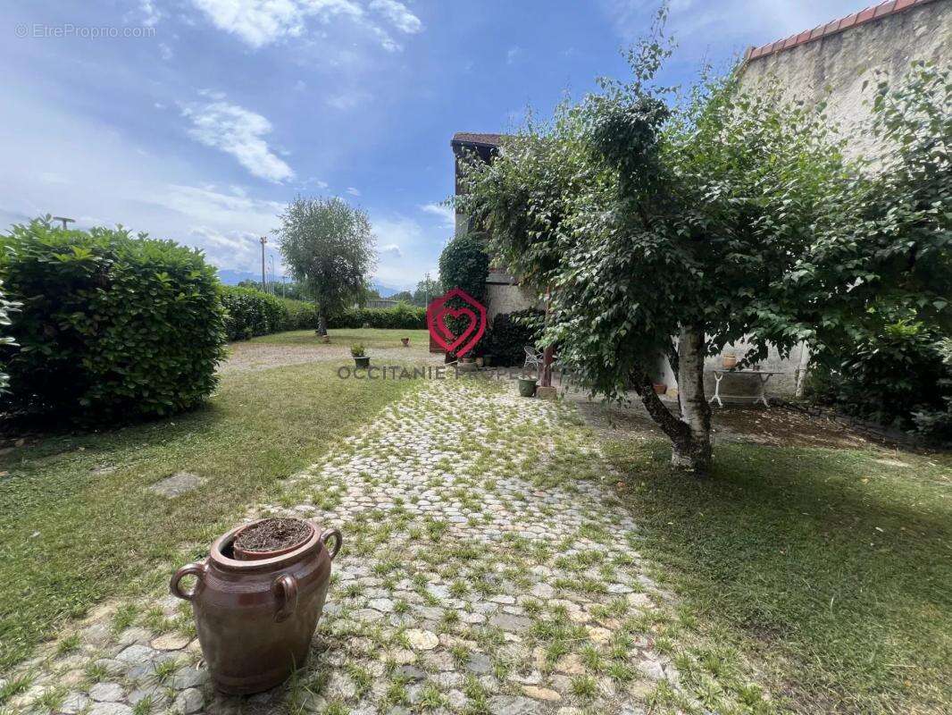 Maison à MANE