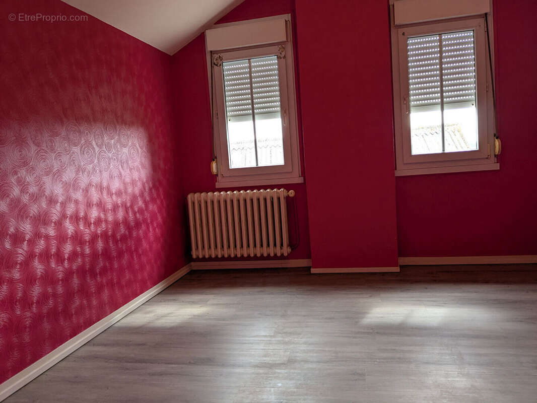 Maison à SAINT-SERVANT