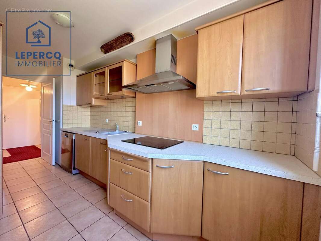 Appartement 3 pièces de 70 m² Centre-ville - photo 6