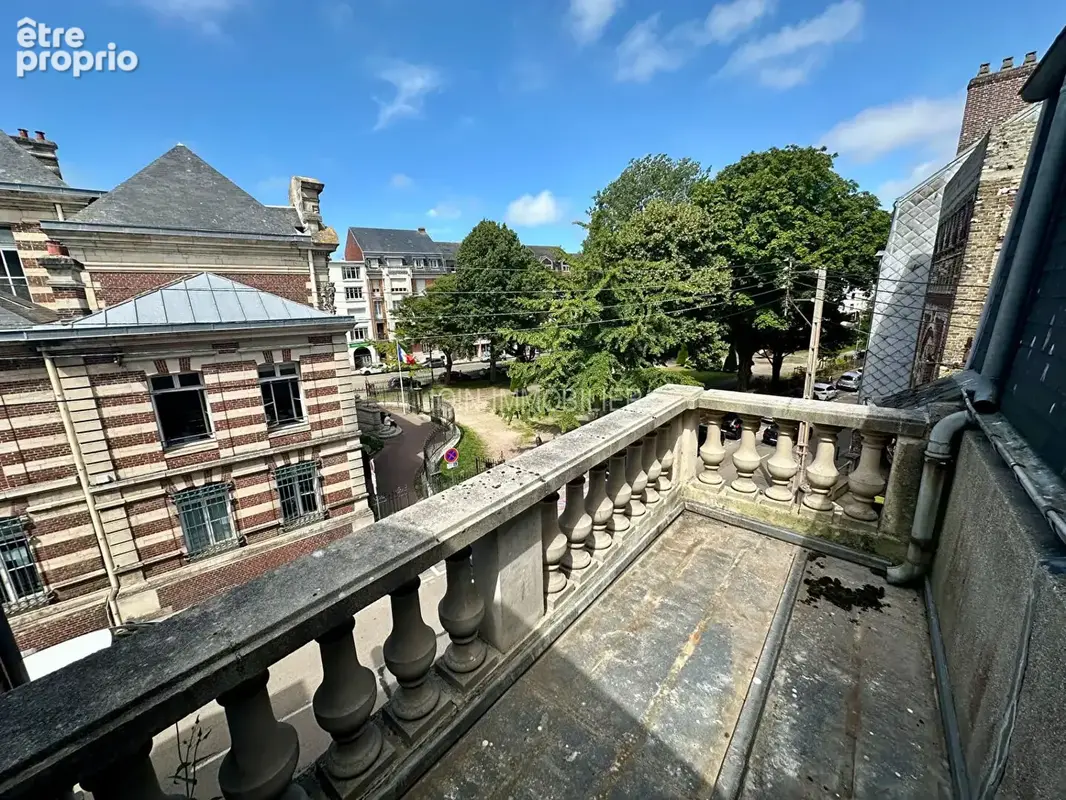 Appartement de caractère 4 pièces 81 m² avec terrasse - Centre-ville de Dieppe - photo 3