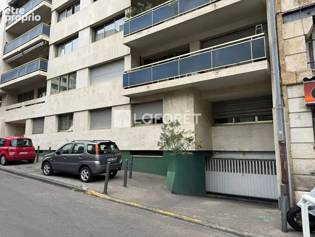 Emplacement de parking Marseille 1er (possible 2 places) - photo 3