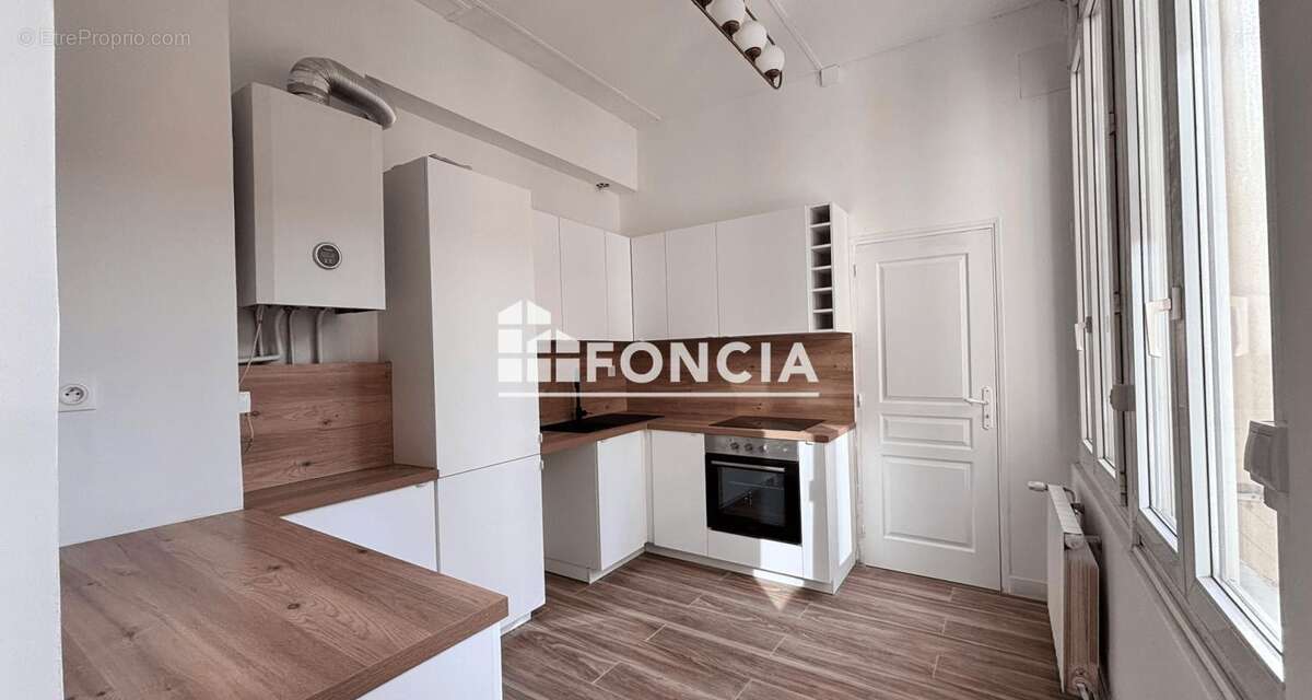 Appartement à SAINT-ETIENNE