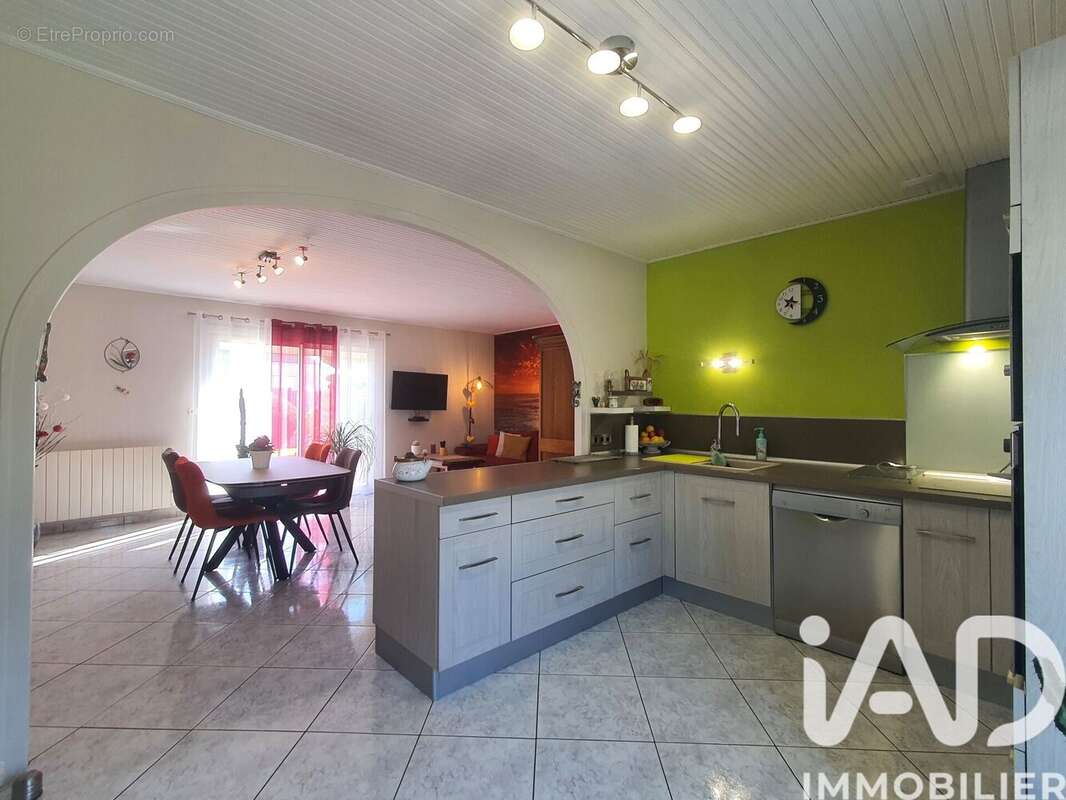 Photo 2 - Maison à LE CHAMP-SAINT-PERE
