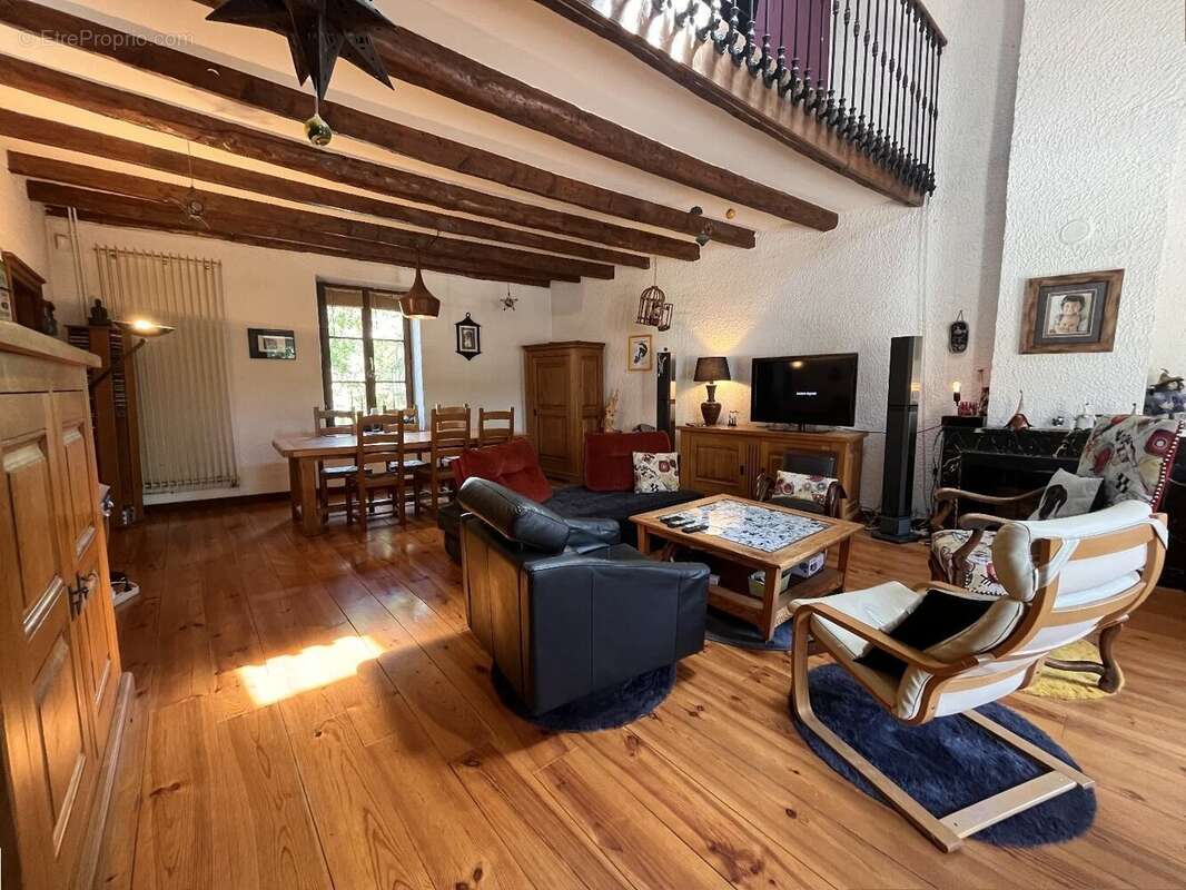 Maison à ARS-SUR-MOSELLE