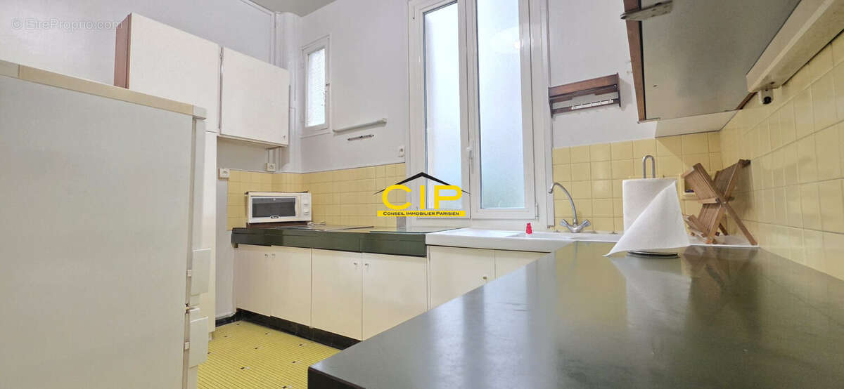 Appartement à PARIS-19E