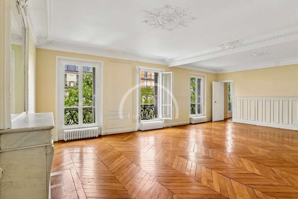 Appartement à PARIS-5E