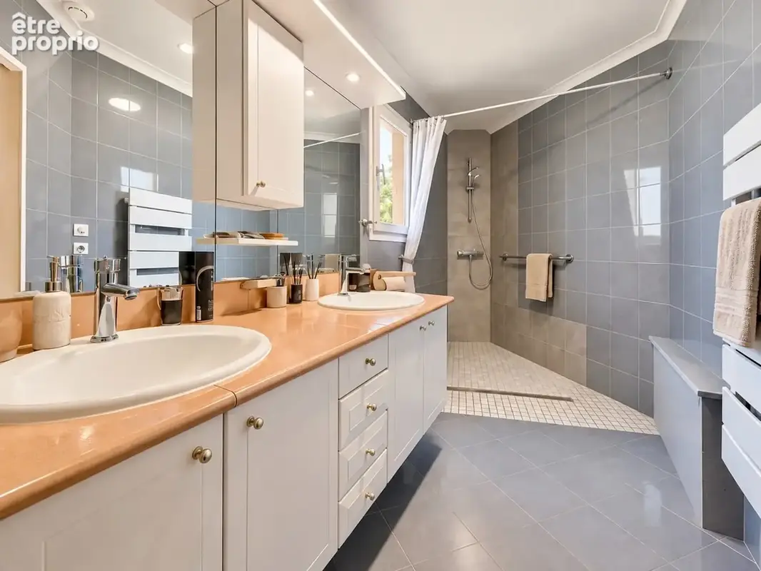 Contamine-sur-Arve (74) – Maison familiale de 159 m² avec jardin de 1 100 m² - photo 15